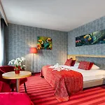 Der Valk Hotel 4*