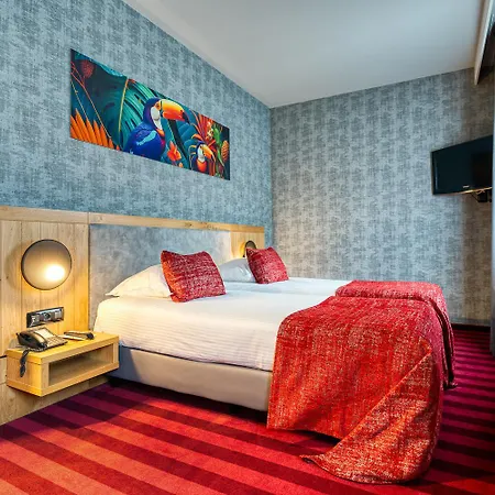 Der Valk Hotel 4*