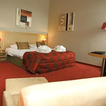 Hotel Der Valk 4*