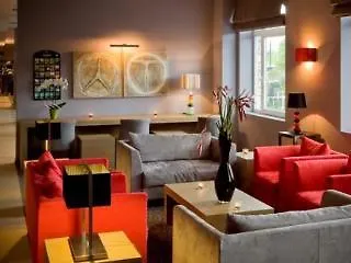 Der Valk Hotel 4*