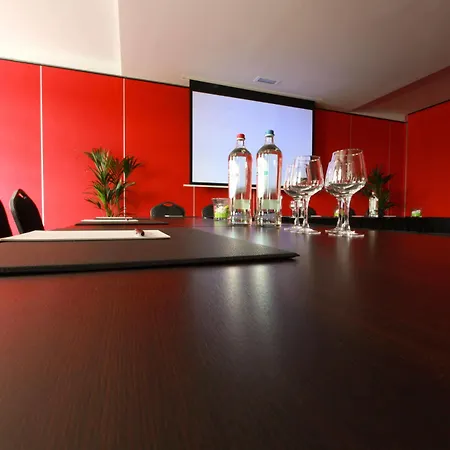 Hotel Der Valk 4*
